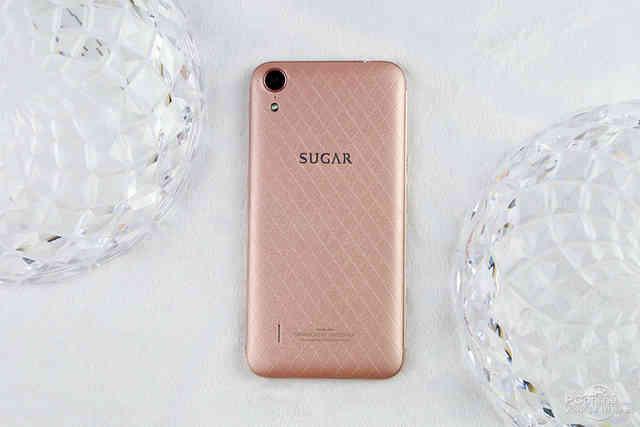 SUGAR C6手机评测：宝石与皮质碰出新时尚