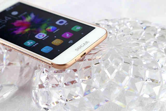 SUGAR C6手机评测：宝石与皮质碰出新时尚