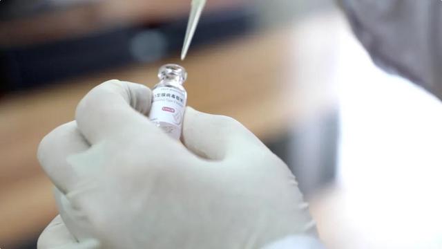 陈薇团队研发的吸入式新冠疫苗亮相(陈薇研发的新冠疫苗)