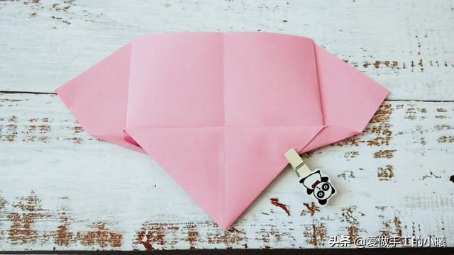 仿真纸飞机折法(仿真纸飞机折法教程)
