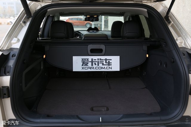 爱卡SUV专业测试 Jeep自由光