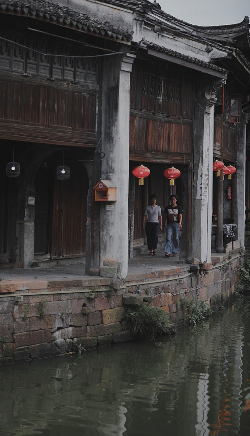 浙江省一千年古镇，比乌镇安静、比南浔古朴，却是有名的鱼米之乡