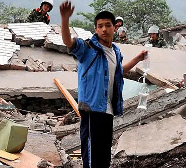 汶川地震后，8万遇难同胞的银行存款和贷款，国家是如何处置的？
