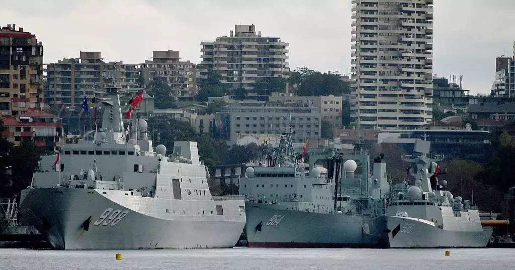 中外镜头下的中国海军各型主力战舰