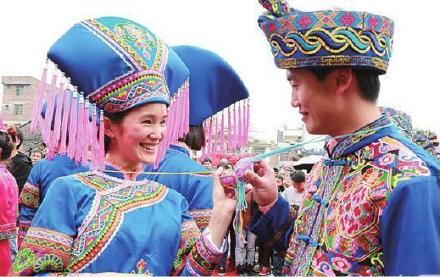 农历三月三，亦称“上巳节”，是中华民族的传统节日