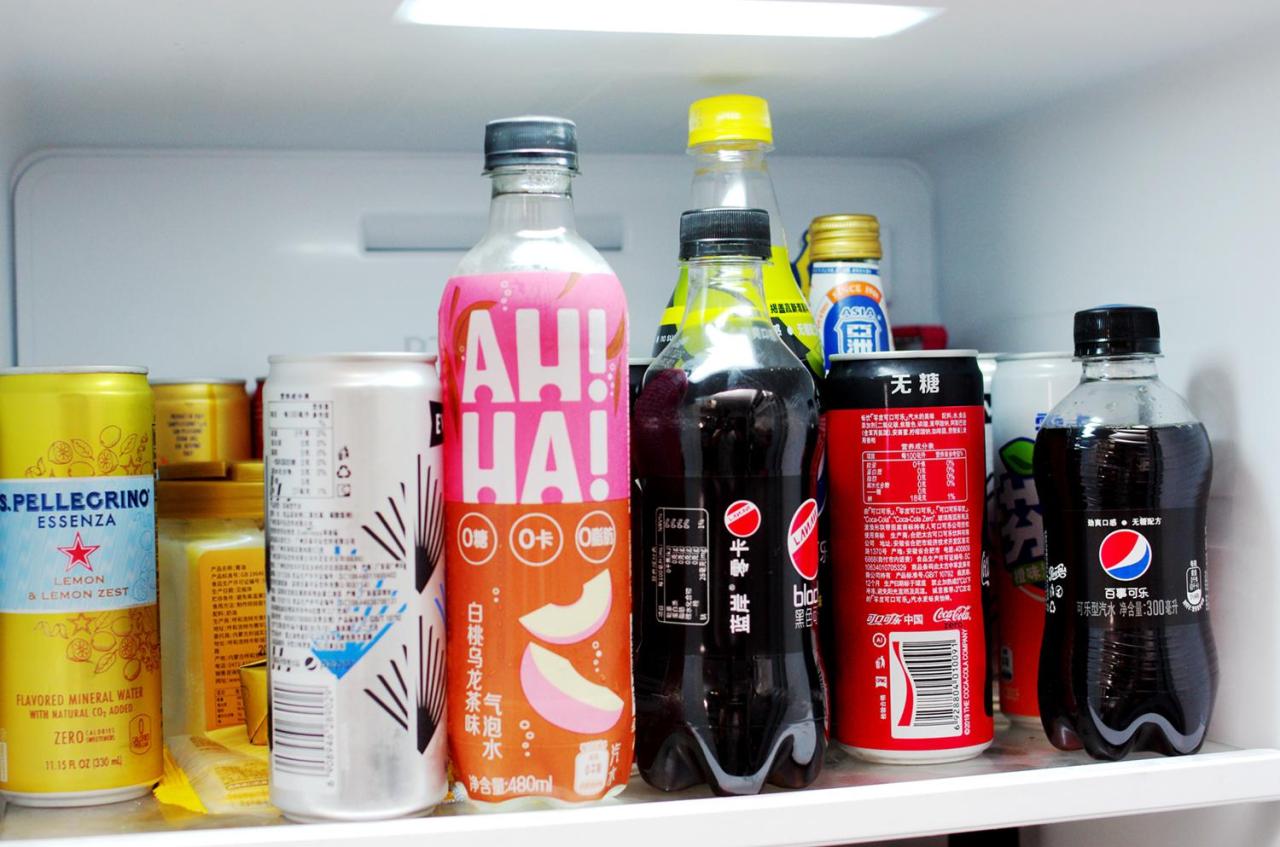 无论春夏秋冬，冰箱里总是少不了无糖快乐水：11款零卡碳酸饮料