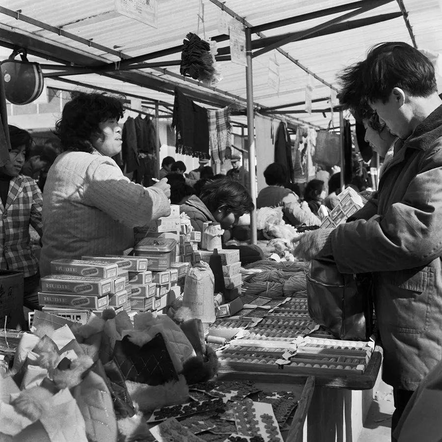 从“鸡毛换糖”到“全球圣诞市场”丨义乌传奇40年