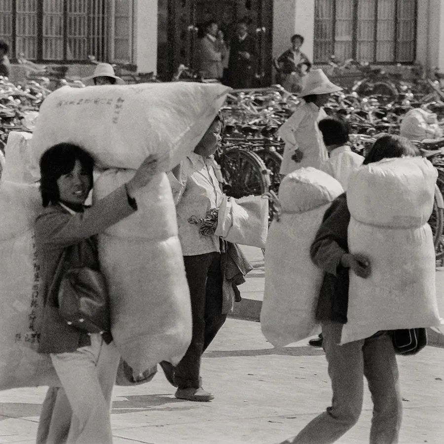 从“鸡毛换糖”到“全球圣诞市场”丨义乌传奇40年