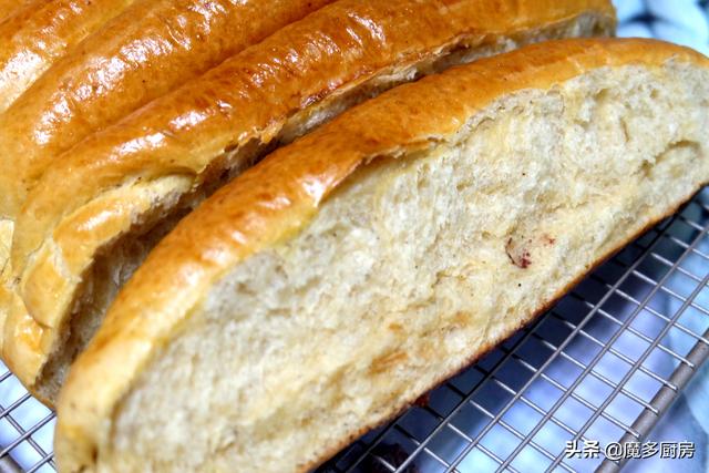烤箱做面包的家庭做法简单易学？烤箱做面包的家庭做法
